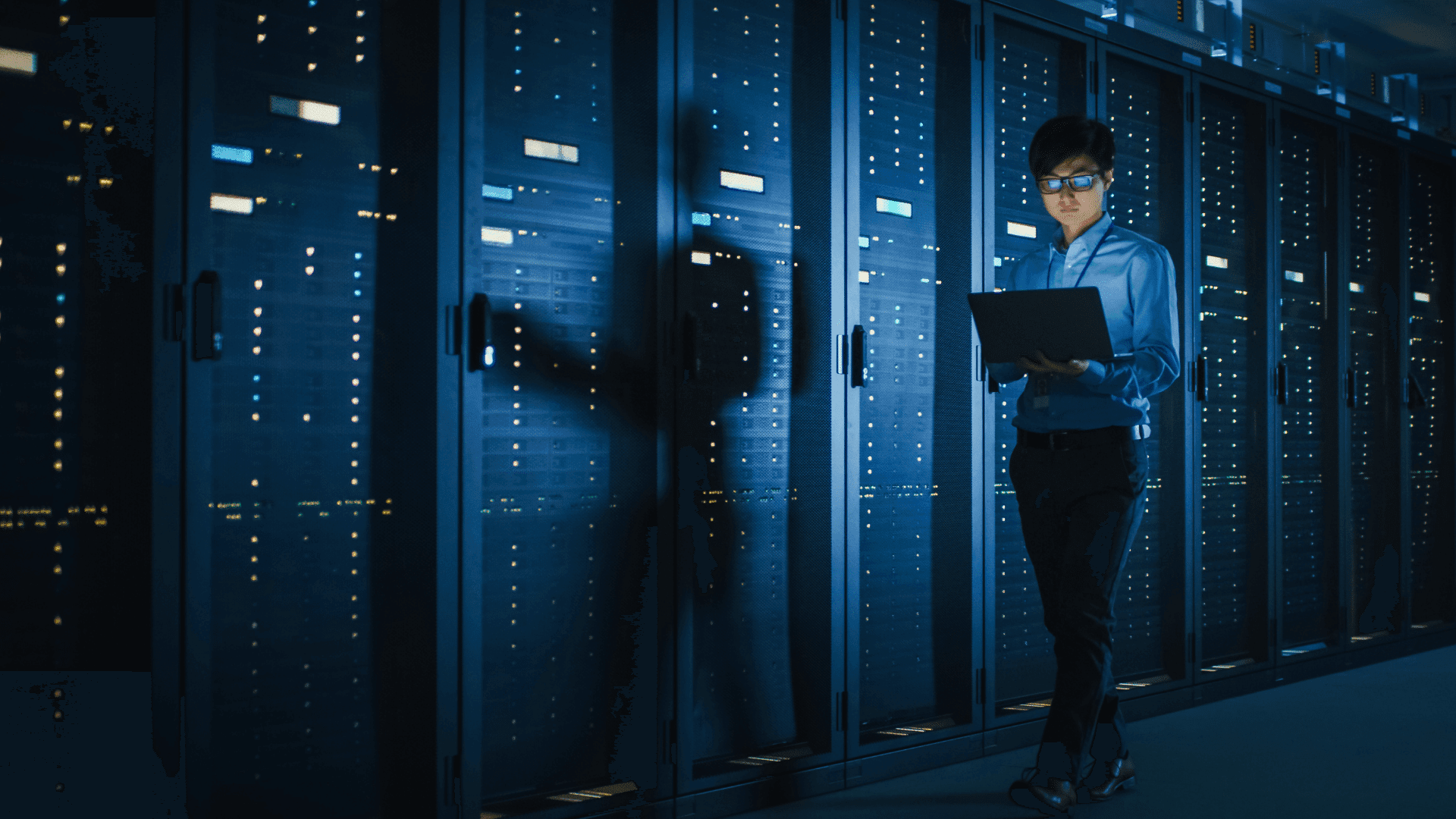 NIS2 bringt neue Anforderungen an die Cybersicherheit. Erfahre, was Unternehmen jetzt tun müssen, um gesetzeskonform und sicher zu bleiben.